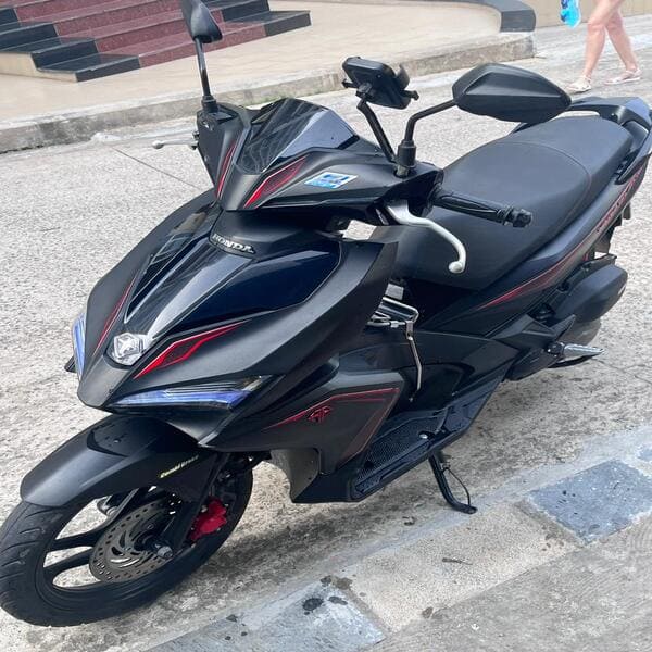 Honda Airblade Black