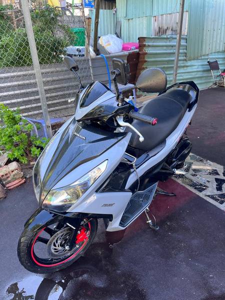 Honda Airblade Silver